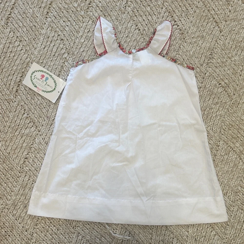 NWT Grace & James white gown with Wreath Embroidery & floral trim 3t